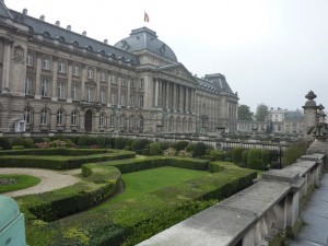 P1580737