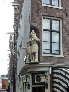 P1530932